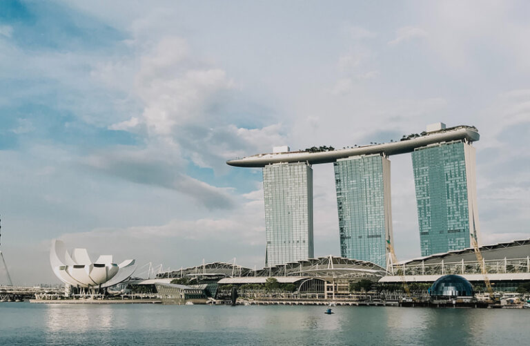 新加坡人均收入全球第一，大马还追赶得上吗？